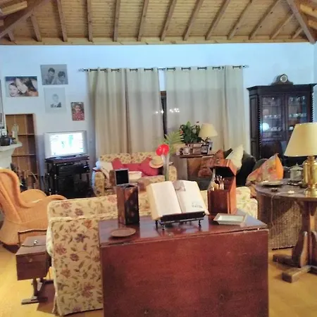 Casa Do Busto *